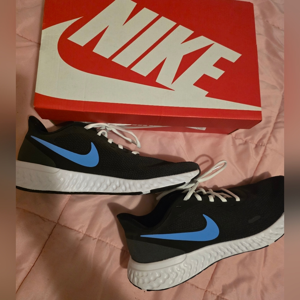 New Mens Nike Casual Running Shoes 10.5